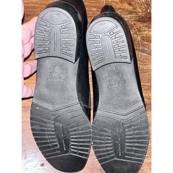 Munro America Black Leather Ankle Booties 9 Zip 1.75” Heel Comfort Classic - Picture 3 of 11